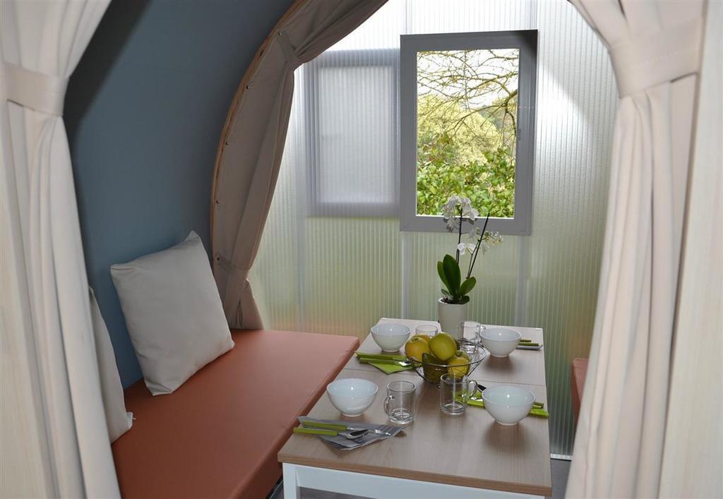 Camping La Chaumiere Heimsbrunn Rum bild